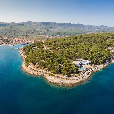 Fontana Bayside Park Jelsa (Hvar)