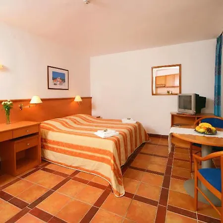 Apartment Fontana Bayside Park Jelsa (Hvar)